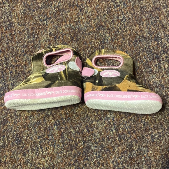 Duck Commander Booties - Picture 1 of 5